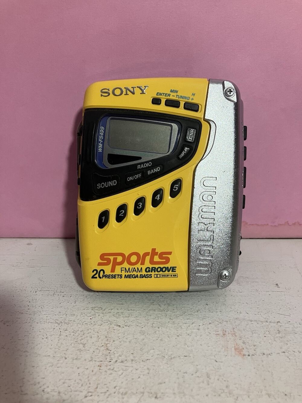 Vintage EUC Sony Sports Groove Walkman WM-FS499 Radio Cassette Player WORKS